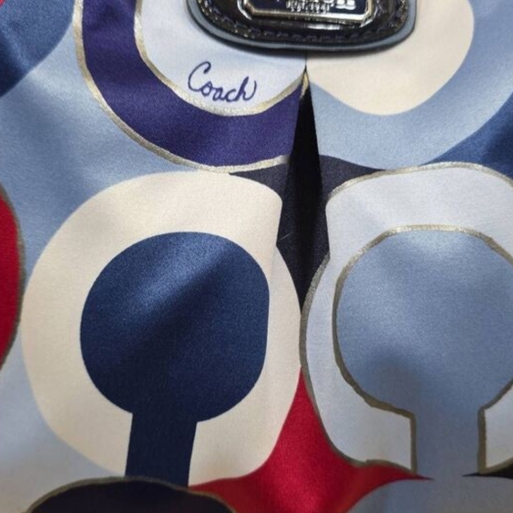 Coach Madison Graphic Op Art Maggie Shoulder Bag and Matching Wallet - Picture 9 of 16